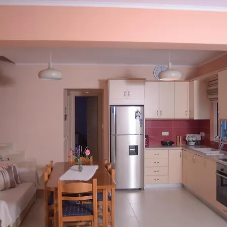 Elina's Maisonette
