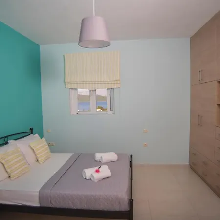 וילה Elina's Maisonette *