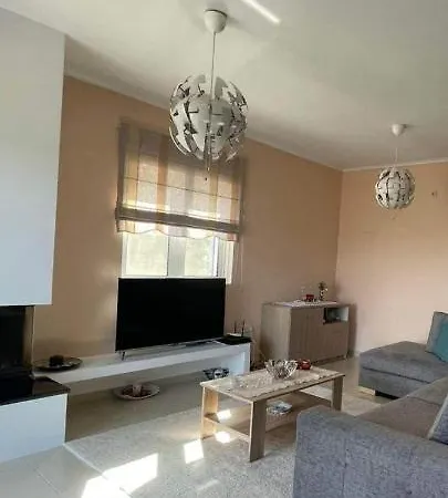 וילה Elina's Maisonette *