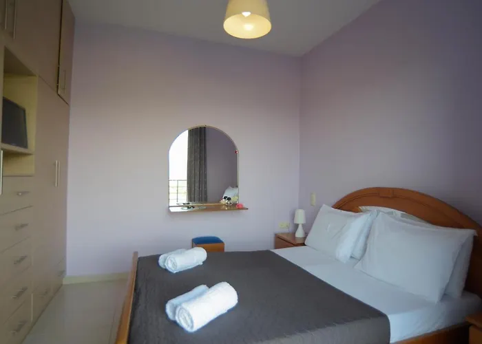 Elina's Maisonette * Episkopos